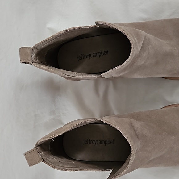 Jeffrey Campbell Rosee Bootie Suede Size 9.5 Gray Taupe - Picture 8 of 16
